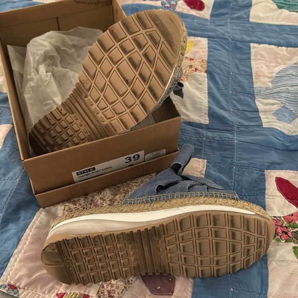 Free People Chapmin Sport Sandal Blue Casual Sandals with Cushioned Footbed - Picture 7 of 7